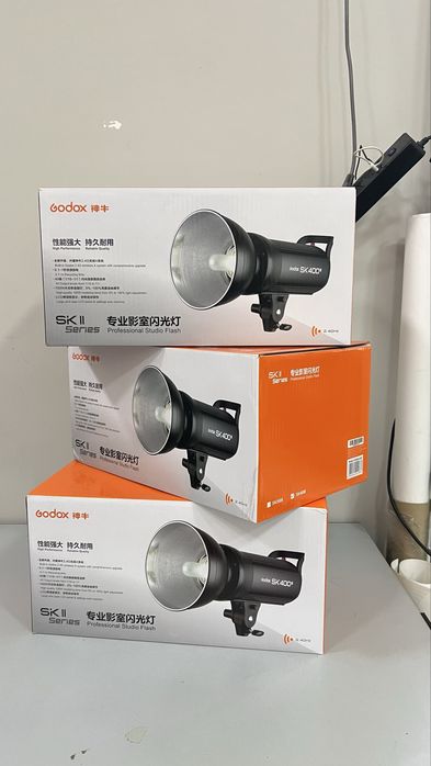 Godox импульсный студийный свет