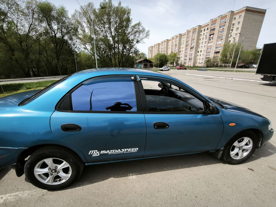 Продам Mazda 323
