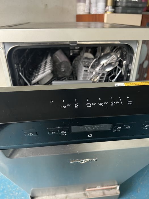 Masina de spalat vase Whirlpool