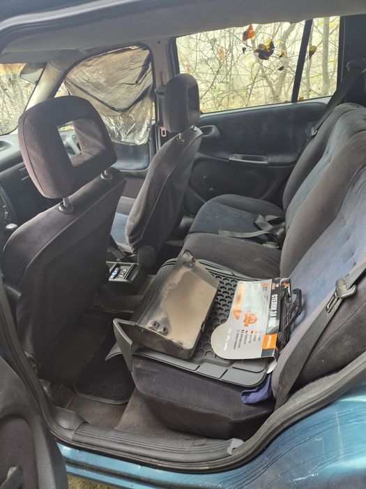 Опел астра на части