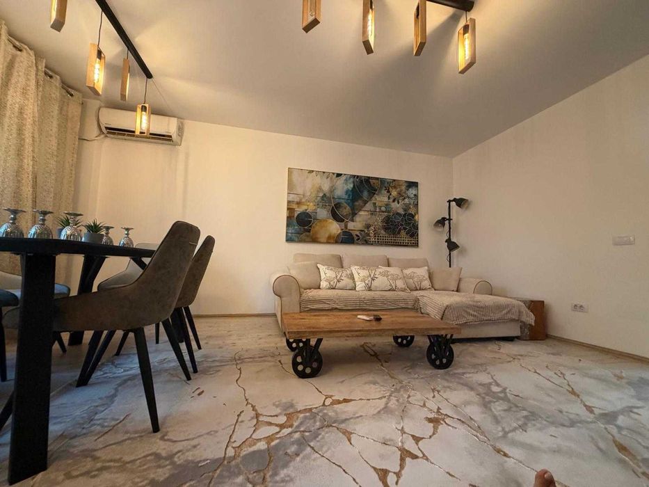Proprietar – Închiriez apartament 3 camere ultracentral, Decebal - Muncii, renovat premium