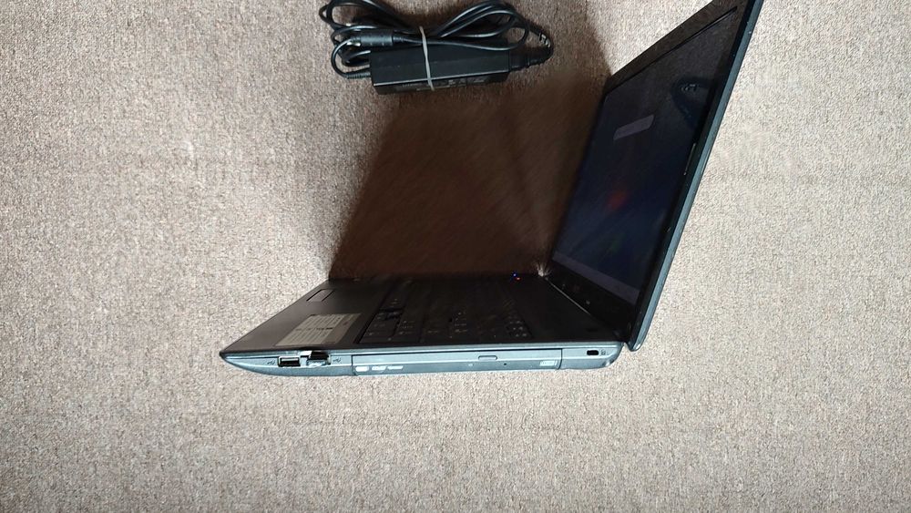 Acer Aspire 5742G, i5, sau schimb cu MacBook pro DDR4 ofer diferenta