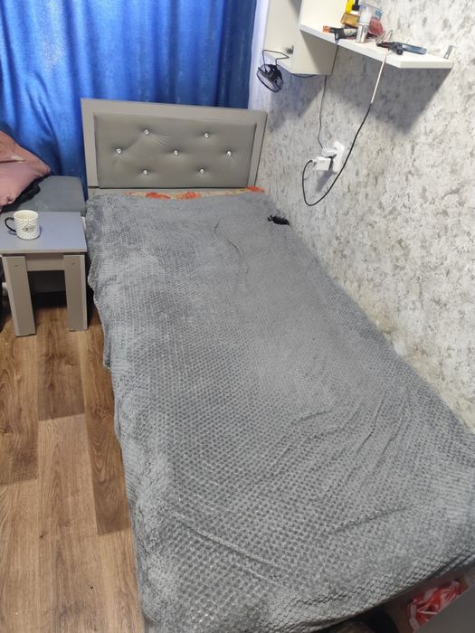 Кровать односпальная