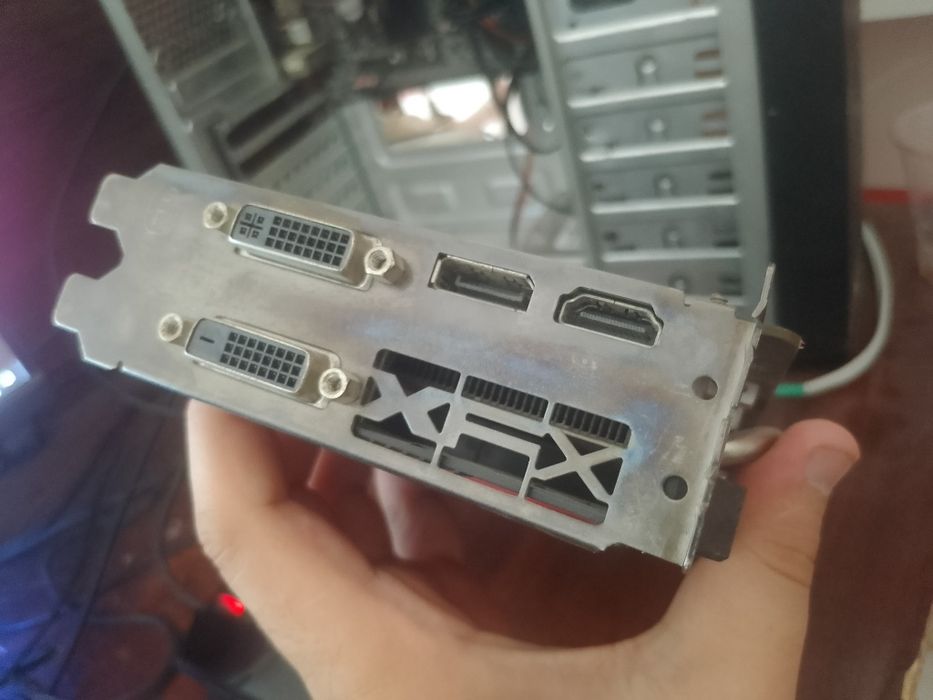 R9 290x работает идеально причина апгрейд