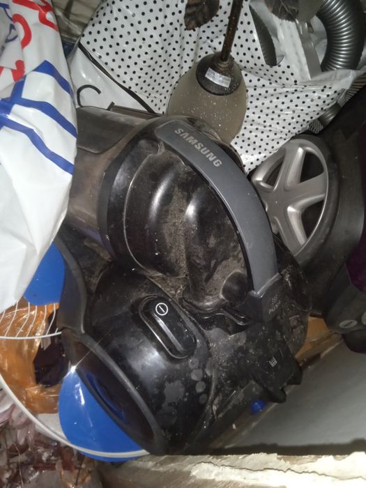 Продам пылесос Samsung.Самсунг.