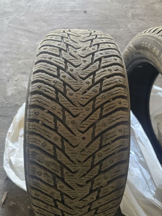 Продам зимние шины Nordman 8