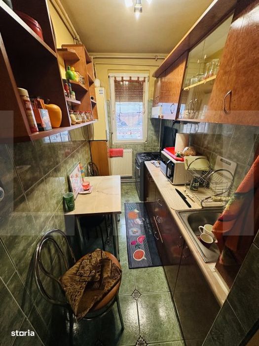 Apartament 3 camere, zona Vlaicu, Bloc renovat
