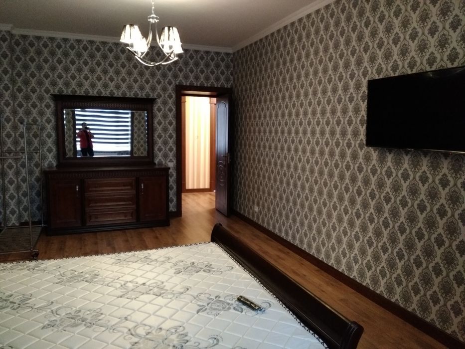 Сдаётся иностранцам: 3/3/5 площадью 110 кв. Евро ремонт. Теплый пол.