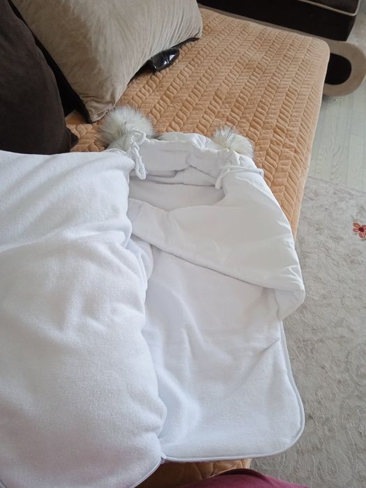 Детский комбинезон на выписку