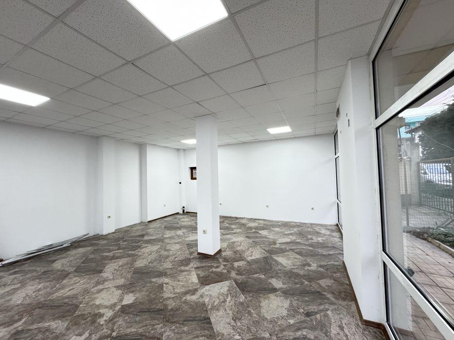 Продава търговско помещение в гр. Казанлък