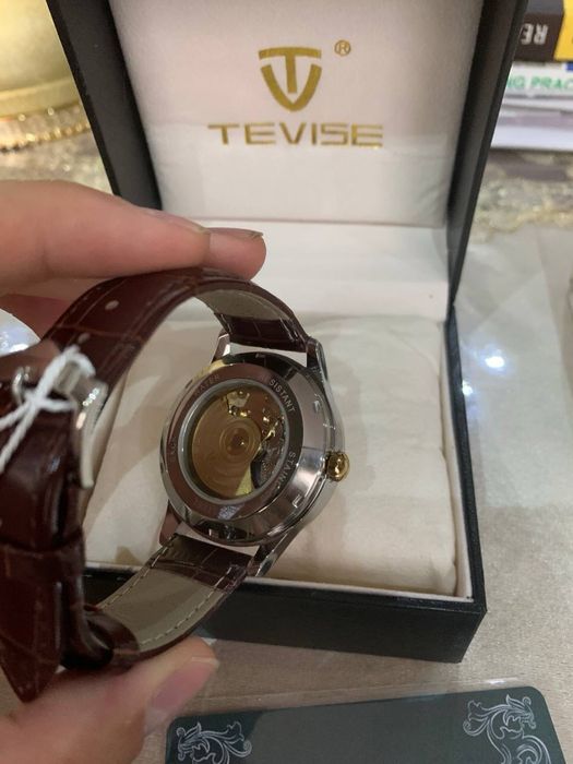 Продается T820E - стиль и механика в одном корпусе