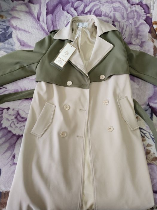 Пальто осеннее, женское.