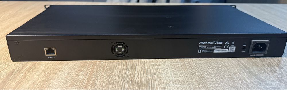 Комутатор Ubiquiti EdgeSwitch 24 Lite (ES-24-Lite)