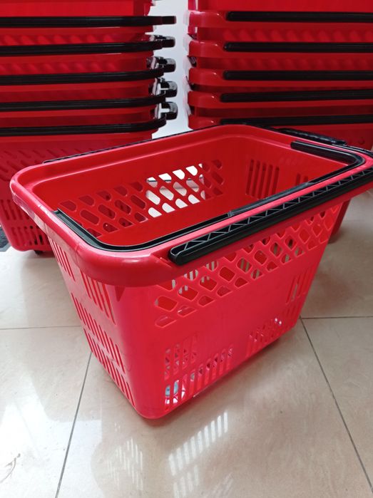 Кошница на колелца 54л с две дръжки