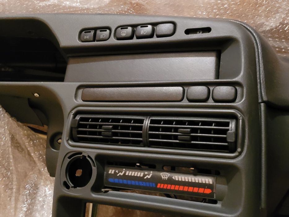 Панель в сборе (торпедо)