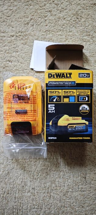 Аккумулятор DeWALT Powerstack 5.0 Ah (DCBP521) — Новый / Оригинал