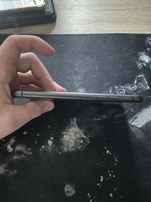 Iphone 11 - 64GB - Negru