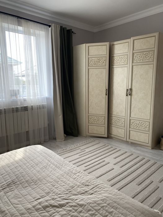 Продам спальный гарнитур