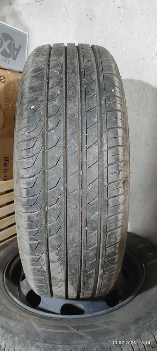 Летни гуми 4бр. 15+джанти от пежо 307