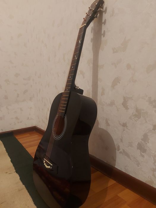 Гитара Levinson новый не использованный