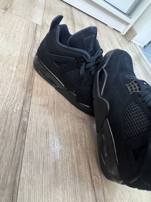 Jordan 4 Black Cat