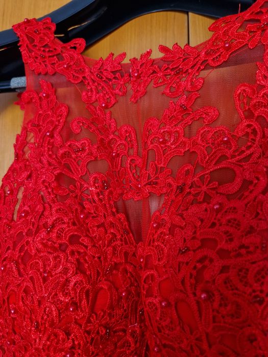 Vând rochie de nunta/botez/bal
