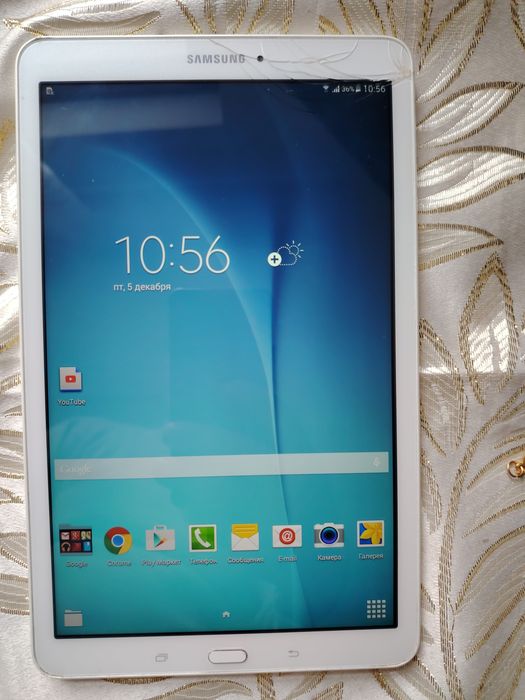 Planshet Samsung smt561 sotiladi