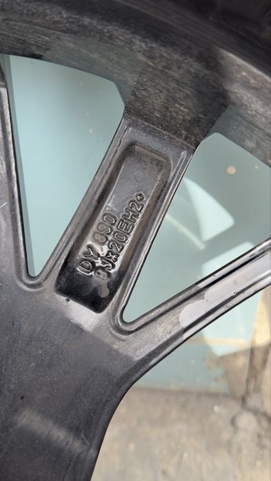 Джанти с гуми Audi 5x112 20 Ауди 5х112 20