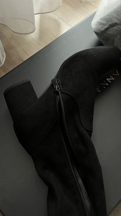 Cizme de primavara peste genunchi