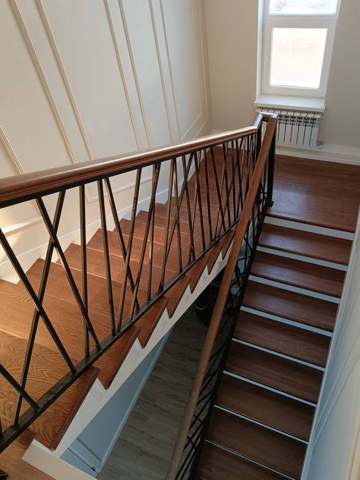 Лестница из дерево.   Женилдиктер 20%