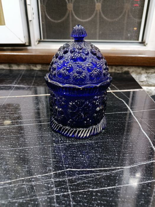 Продается сахарница