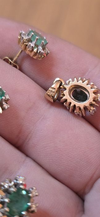Set aur diamante si smaralde naturale okazie