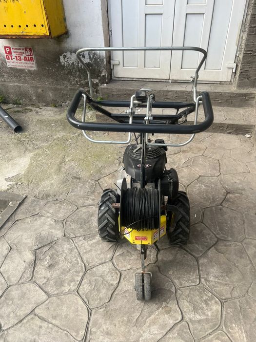 Masina ingropat cabluri in pamant Cedrus Ekotech NT60