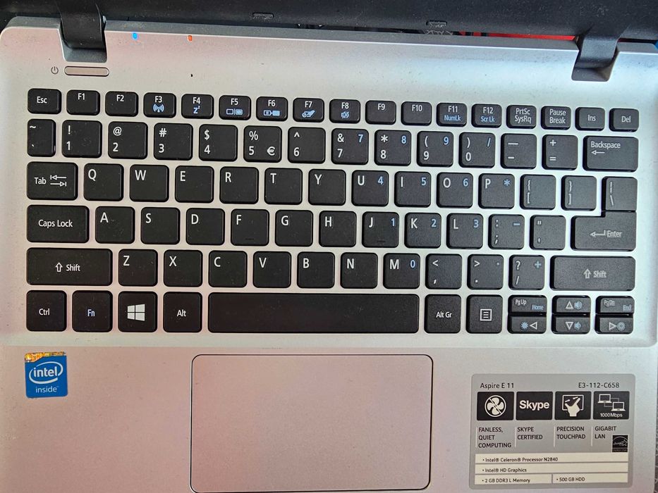 Laptop Acer E3-112
