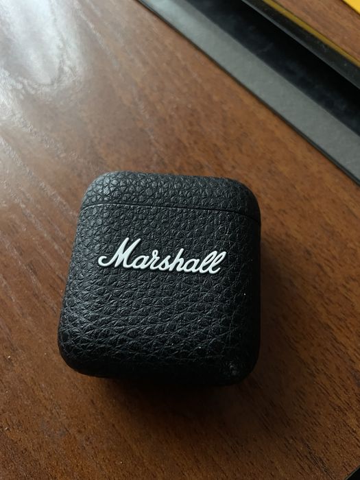 Продам беспроводные наушники маршал