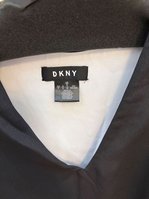 Къса Рокля  DNKY