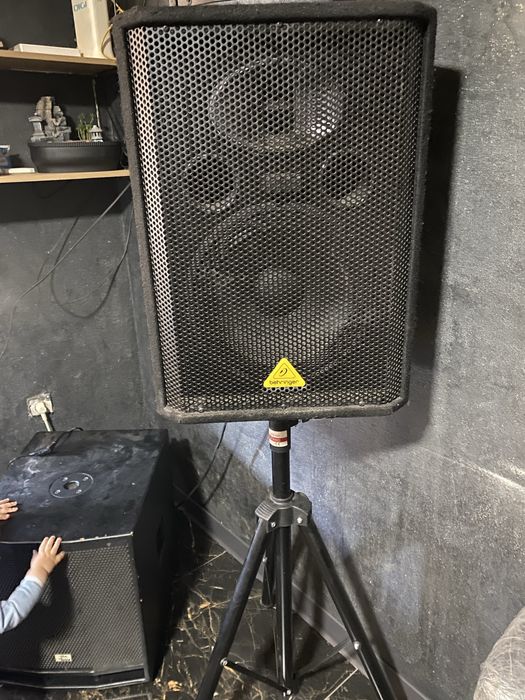 Pereche boxe pasive Behringer Eurolive VS1220 (12 inch, 600W)
