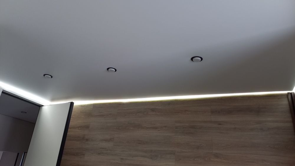 Натяжные потолки