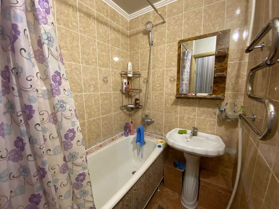 Продам 3 ком квартиру рн УЮТ