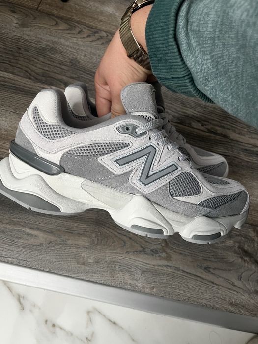 New balance 9060
