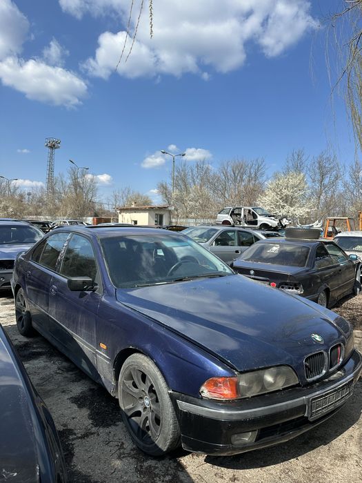 Bmw e39 520i НА ЧАСТИ