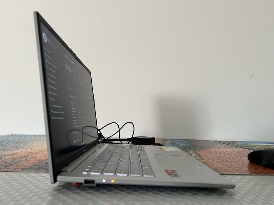 Ноутбук Asus vivobook