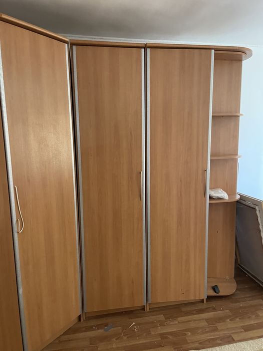 Продам шкаф