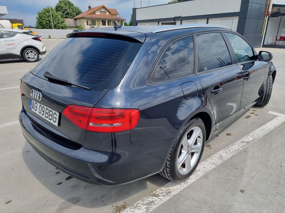 Audi A4 anul 2013