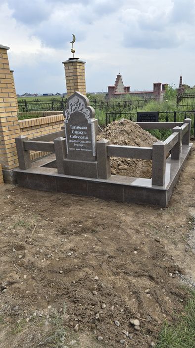 Памятники облогораживание могил