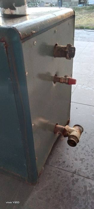 Срочно продам отопительный кател