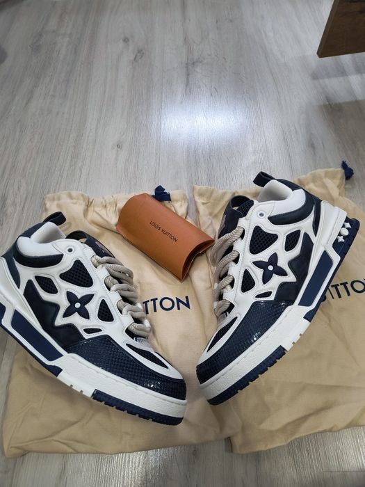 Louis Vuitton skates navy blue 44