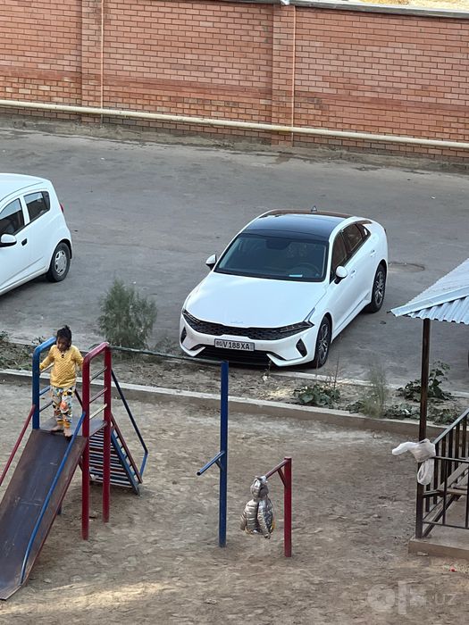 Kia K5 Style+ Full в отличном состоянии.