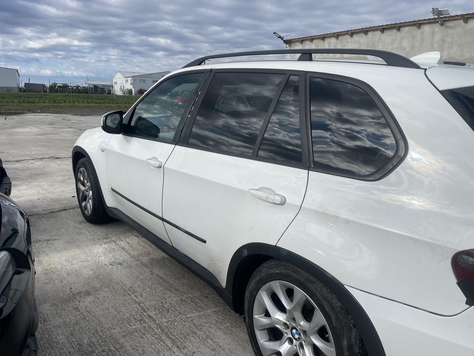 Elemente caroserie e70 lci facelift bara fata capota faruri