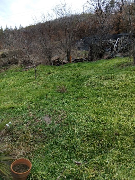 Продава къща в с.Бабино общ.Бобов дол